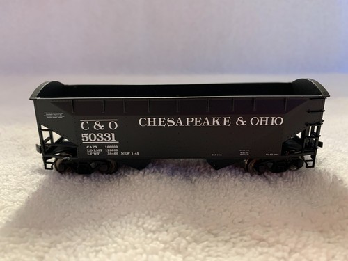 Atlas HO Scale Freight Cars Hoppers each sold separately - Picture 13 of 250