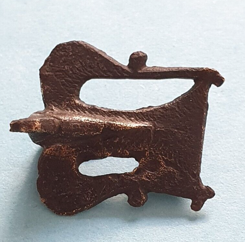 FIBULA de Bronce en forma de PAJARO. Mano de obra Unica.EXTREMADAMENTE RARO - Imagen 5 de 17