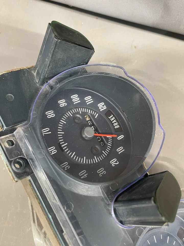 Pontiac GTO 1968-1972 LeMans Tempest Grand Prix calibre racimo velocímetro gas original Foto 4 de 4