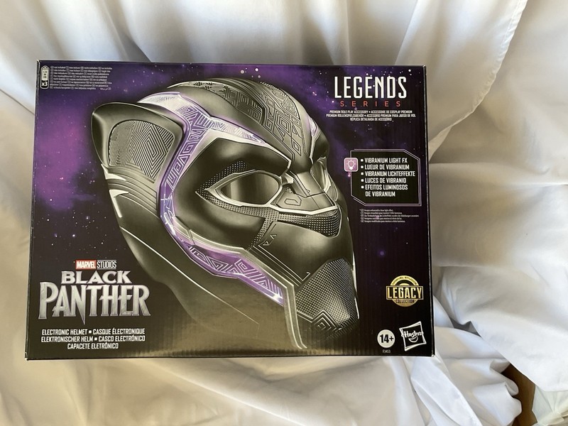 Hasbro Marvel Legends Series Black Panther Legacy Collection Electronic Helmet