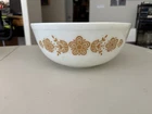 Vintage Pyrex Butterfly Gold #402 Mixing Bowl 1.5 Qt  Gold flowers
