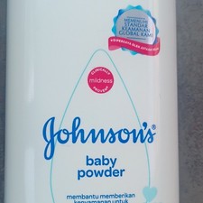 Johnson's Baby Powder Johnson's Baby Powder Model