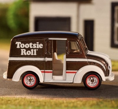 Matchbox Tootsie Roll Divco Milk Truck Lesney Exclusive Sealed-New 2022