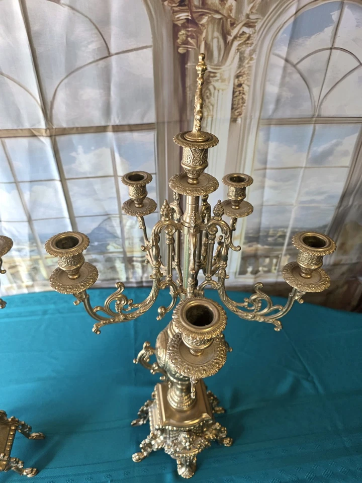 Par de candelabros | Dos candelabros de bronce de mediados de 1900 | Barroco vintage | 27,2" Foto 2 de 3