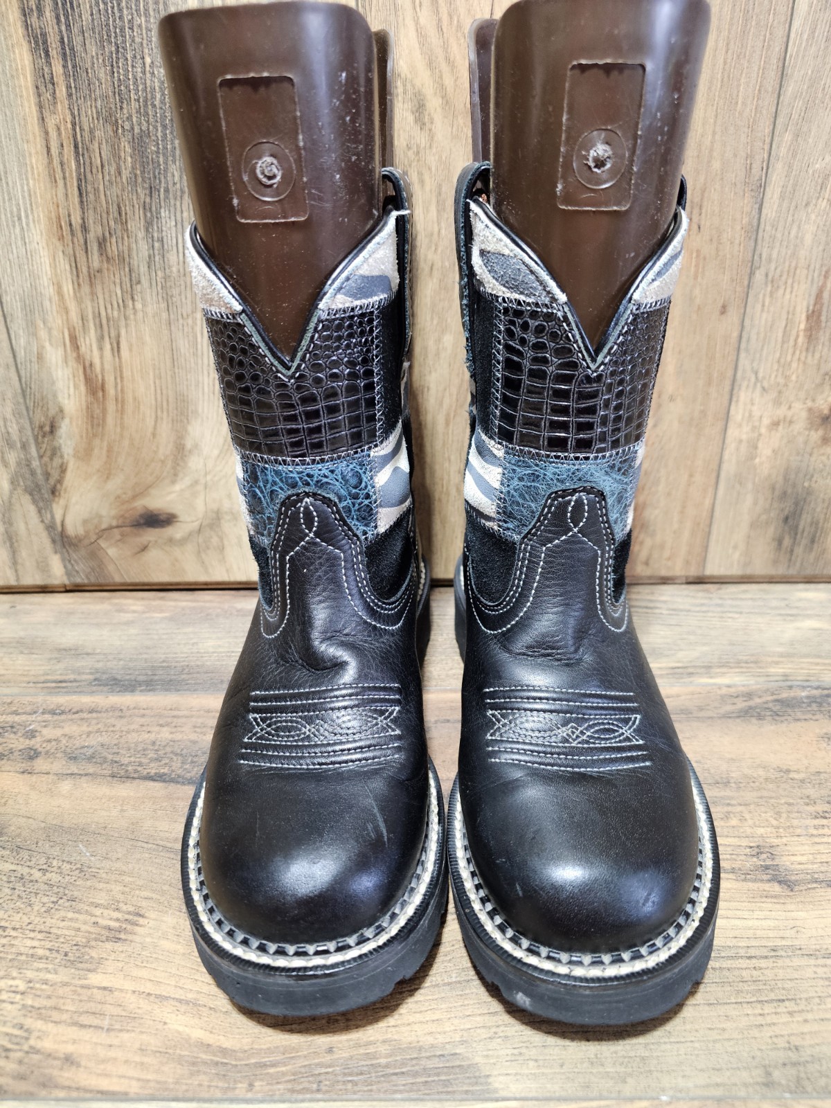 Rare Ariat Colorblock Patchwork Suede Women's Fat… - image 3