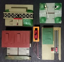 LIMA scala H0 - Pedane, Stazione, Passaggio a Livello - DA RECUPERO. Leggi Desc