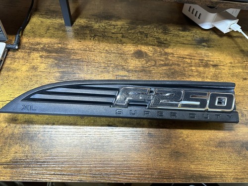 11 12 13 14 15 16 Ford F250 F-250 Super Duty XL Left Driver Fender Badge Emblem - Picture 2 of 3