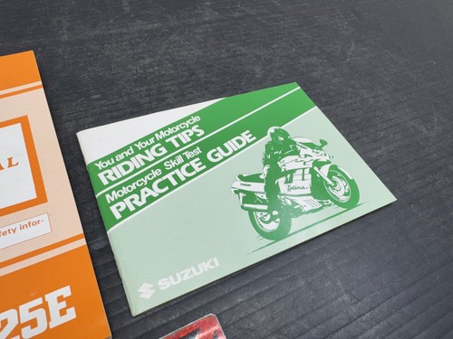SUZUKI GN125E GN-125 ORIGINAL OWNERS MANUAL BOOK GUIDE - Picture 3 of 4
