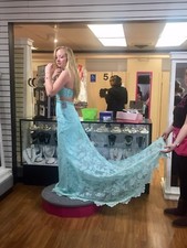 2017 Sherri Hill Size 4