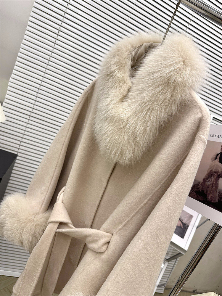 New Year's 100% Wool Fox Fur Collar Wool Coat Womens Winter Wool