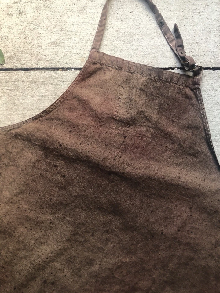 leatherface Inspired apron custom hand painted Made To Order screen accurate - Image 4 of 4