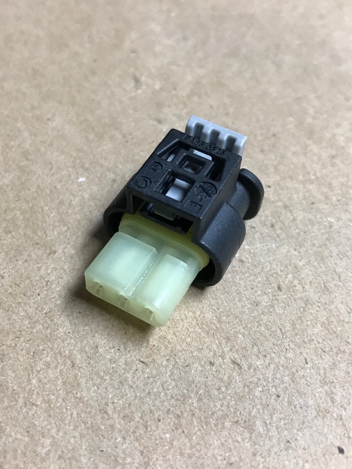 NEW Lot of 4 Pcs Hirschmann 805-121-522 Connector (3-Way F 1.2 MLK) - FREE SHIP