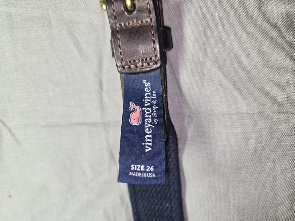 Пояс Vineyard Vines размер 26 узор розовый кит однотонная латунь кожа США - Изображение 3 из 4