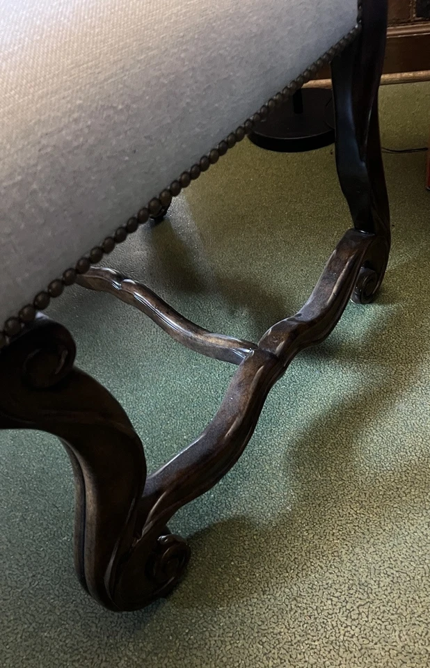 Стул обеденный боковой акцент Theodore Alexander Warmth By The Fireside красное дерево - Изображение 4 из 4