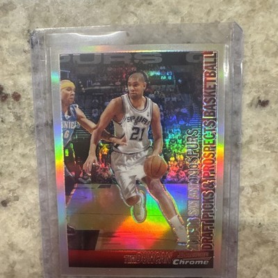 2005 Bowman Chrome Silver Refractor- Tim Duncan /300 San Antonio Spurs!
