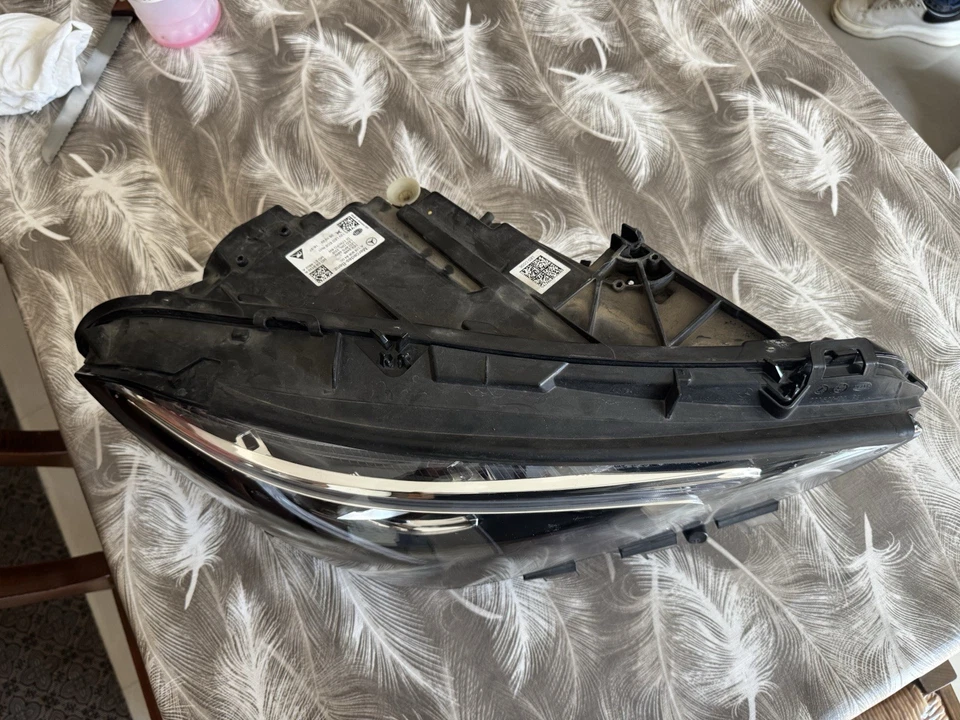 Faro anteriore destro Mercedes CLA220 2019-04/23 A1189064000 nuovo originale - Immagine 3 di 4