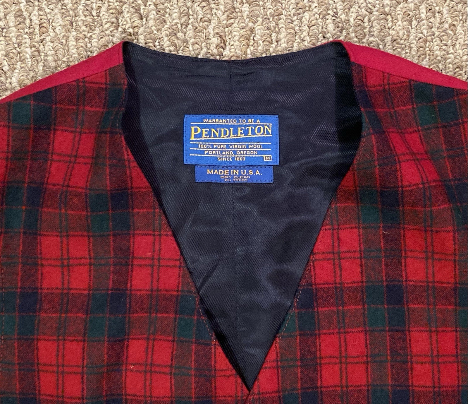 Pendleton 100% Virgin Wool Plaid 5 Button Vest MA… - image 3