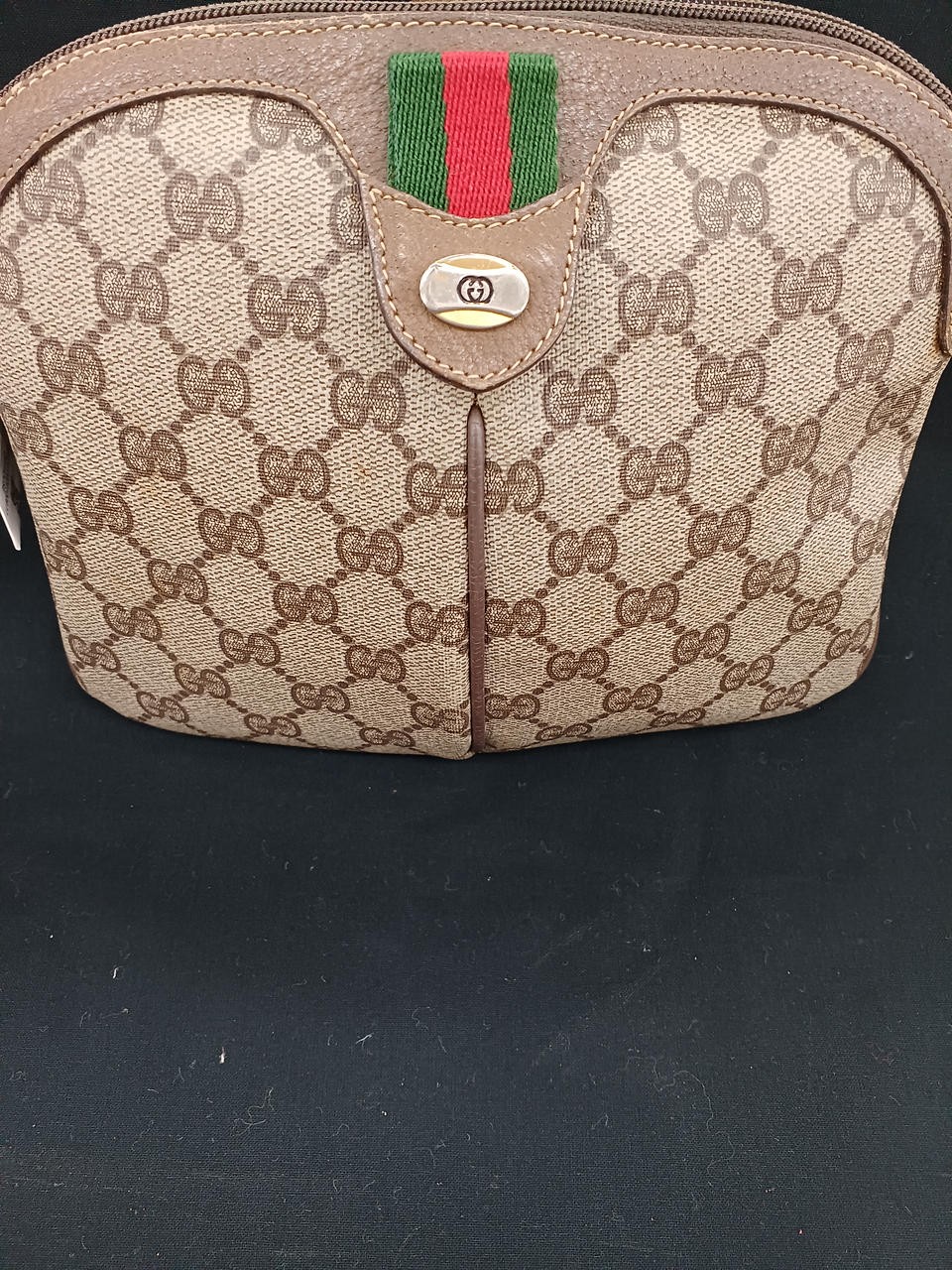 Gucci Black Leather Crossbody Shoulder Bag Authentic Stylish