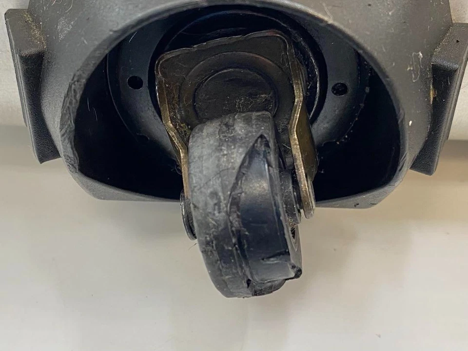 Maleta de mano Zero Halliburton aluminio vintage años 90 Foto 4 de 4