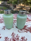 588 Vintage Jeanette Glass Jadeite Salt And Pepper Shaker Milk Green