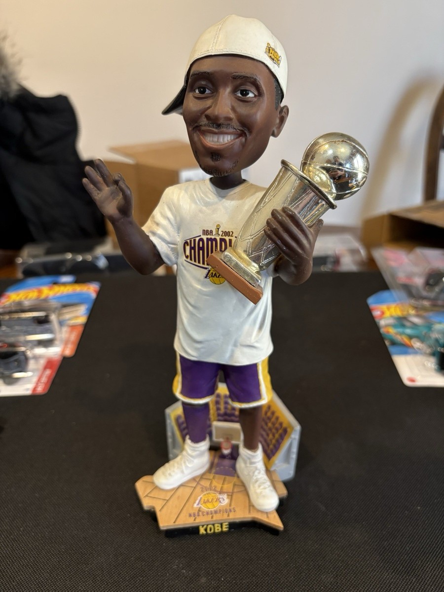 Kobe Bryant Bobblehead Figure MLB フィギュア Kobe Bryant Los Angeles Lakers NBA Bobblehead • Iconic