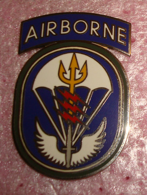 COMBAT SERVICE ID.BADGE- SPECIAL OPERATIONS COMMAND SOUTH for wear on ASUs
