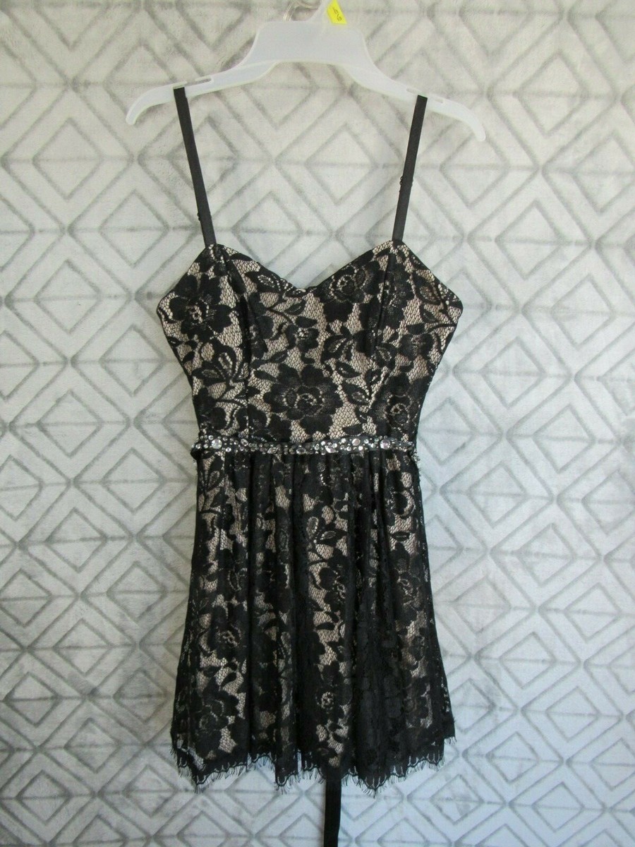 deb black lace dress Deb Dress Size 5 / 6 Black Lace Straps Padded Bra Back Buttons and Zipper  Party