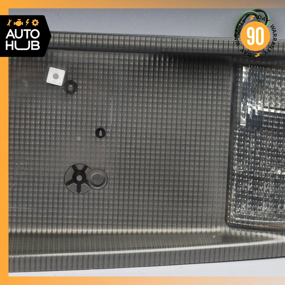 04-09 Luz de matrícula de tapa de maletero trasero Cadillac XLR 16530843 OEM Foto 4 de 4