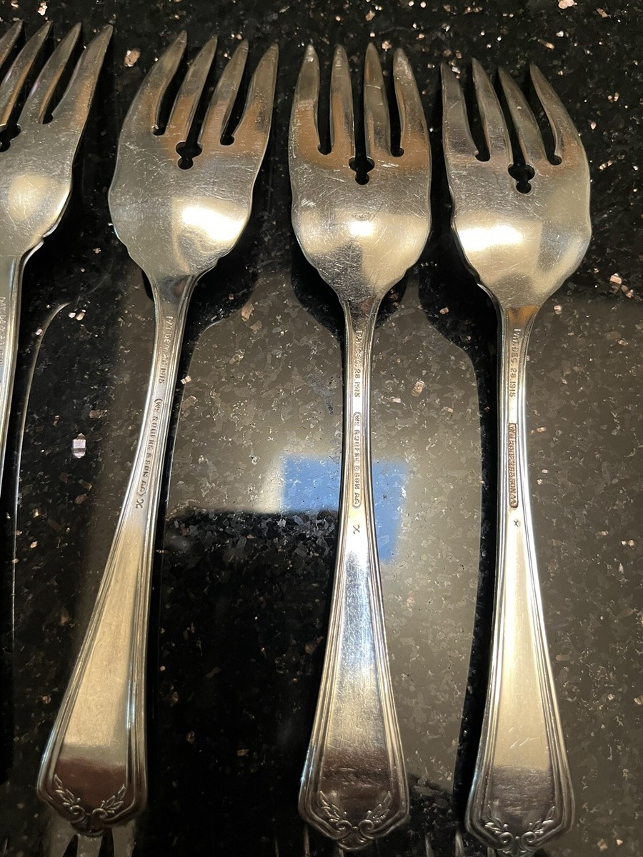 Wm Rogers & Son AA Silver Plate Hamden Pat. Dec. 28, 1915-Set of