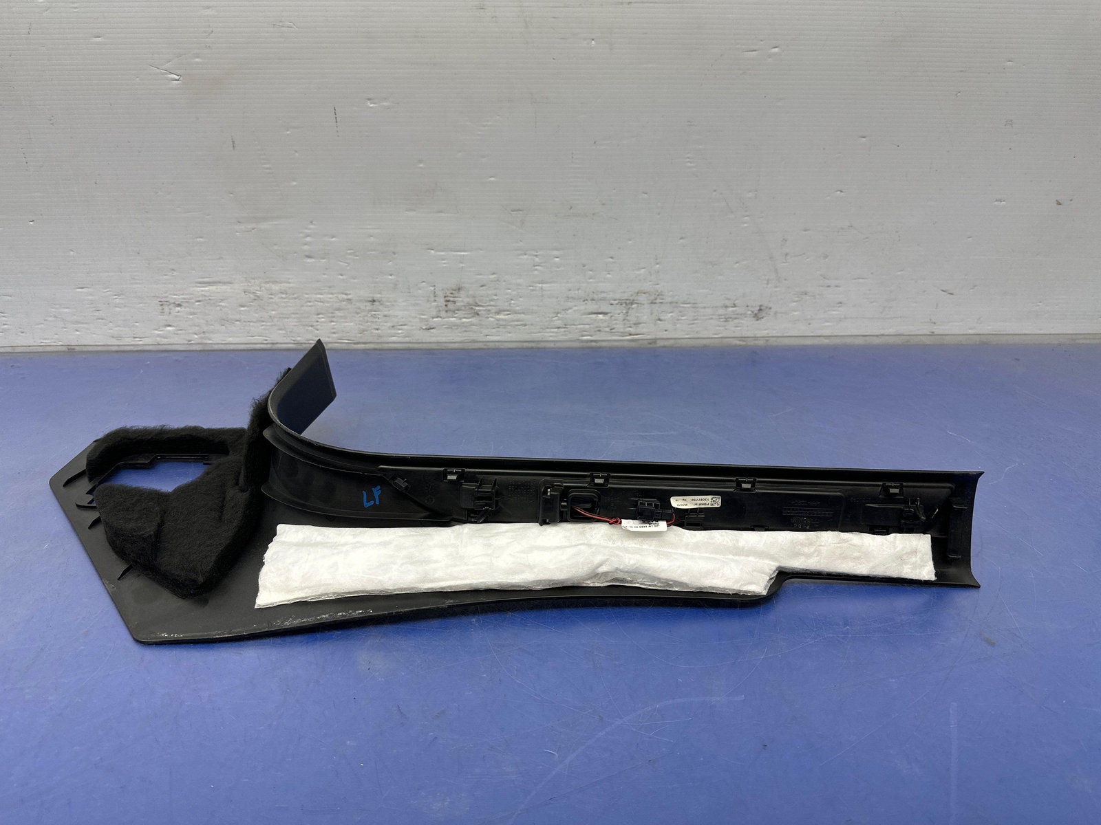 2017-2020 MASERATI LEVANTE M161 OEM FRONT DOOR SCUFF SILL PLATE SET