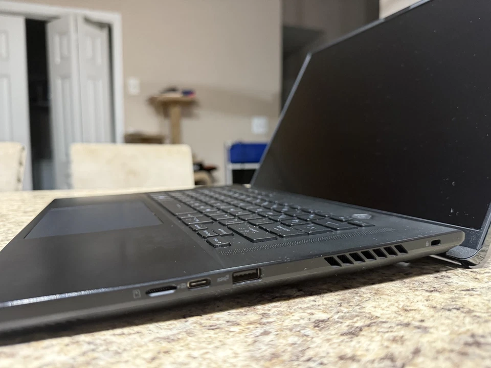 ASUS Zephyrus M16 GU604VI (Upgraded) Bundle - Image 2 of 4