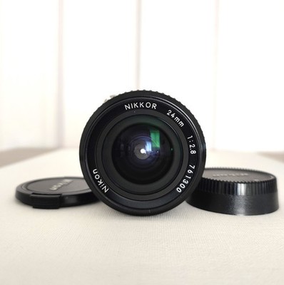 Nikon MF Nikkor 24mm 2.8 AIS analoges Objektiv Vollformat, Guter Zustand.