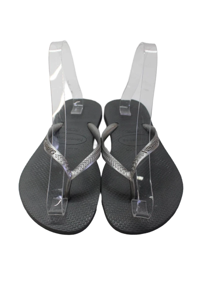 Sandalias Havaianas para mujer con logotipo metálico con correa en T de goma tono plateado talla 37-38 Foto 2 de 4