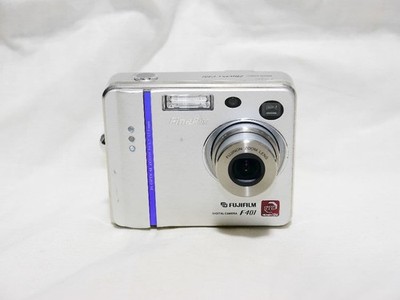 Fujifilm FinePix F Series F401 2.1MP Digital Camera - Metallic