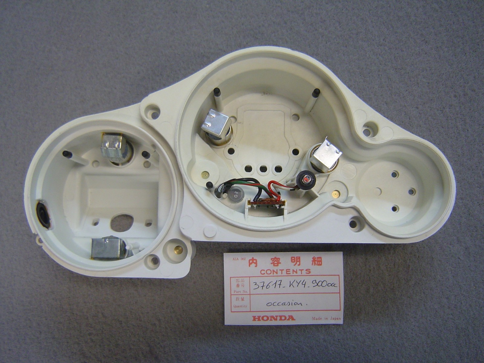 Boitier inférieur de compteur NSR125 résout les vibrations du tableau de bord