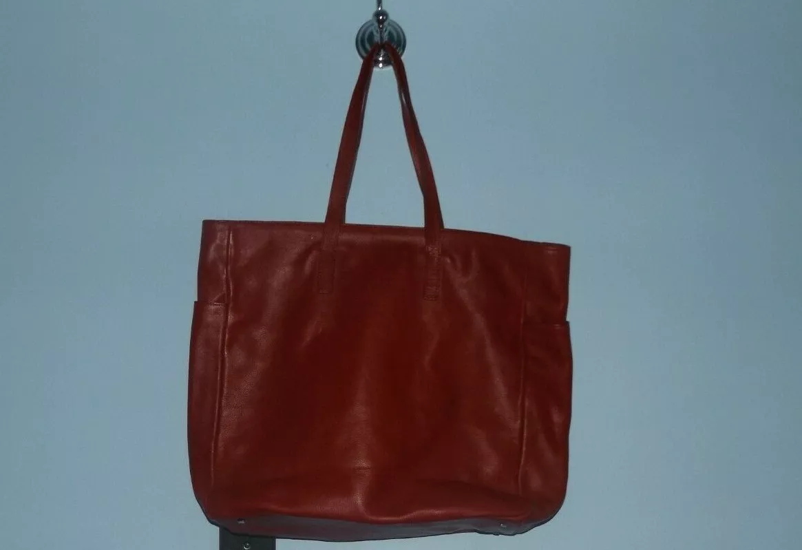 Ladies red top leather purse