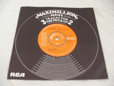 DAVID BOWIE MAXIMILLION EP CHANGES/VELVET GOLDMINE/SPACE ODDITY, EXCELLENT VINYL