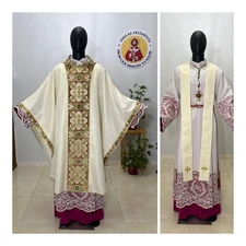 WHITE GOLD GOTHIC DAMASK COLLARED VESTMENT CHASUBLE & STOLE