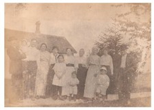 LARGE UNKNOWN FAMILY,WISCONSIN DELLS,1920'S.VTG 4.3" x 3" PHOTO*9