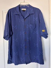 Douglas Lyon University Michigan Button Down Shirt Sz M 100% Silk Wood Buttons