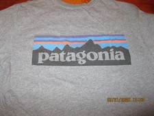 Patagonia Shirt Mens Med Gray Responsibili Pocket Back Graphic Logo USA MADE