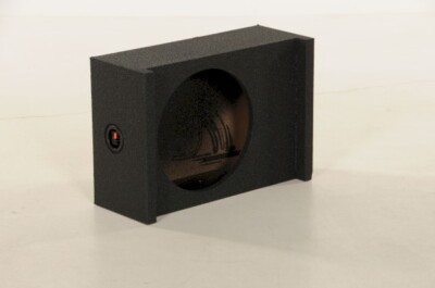 QPOWER QBSHALLOW10DF Single 10'' Sealed for Universal Downfire or Behind Seat