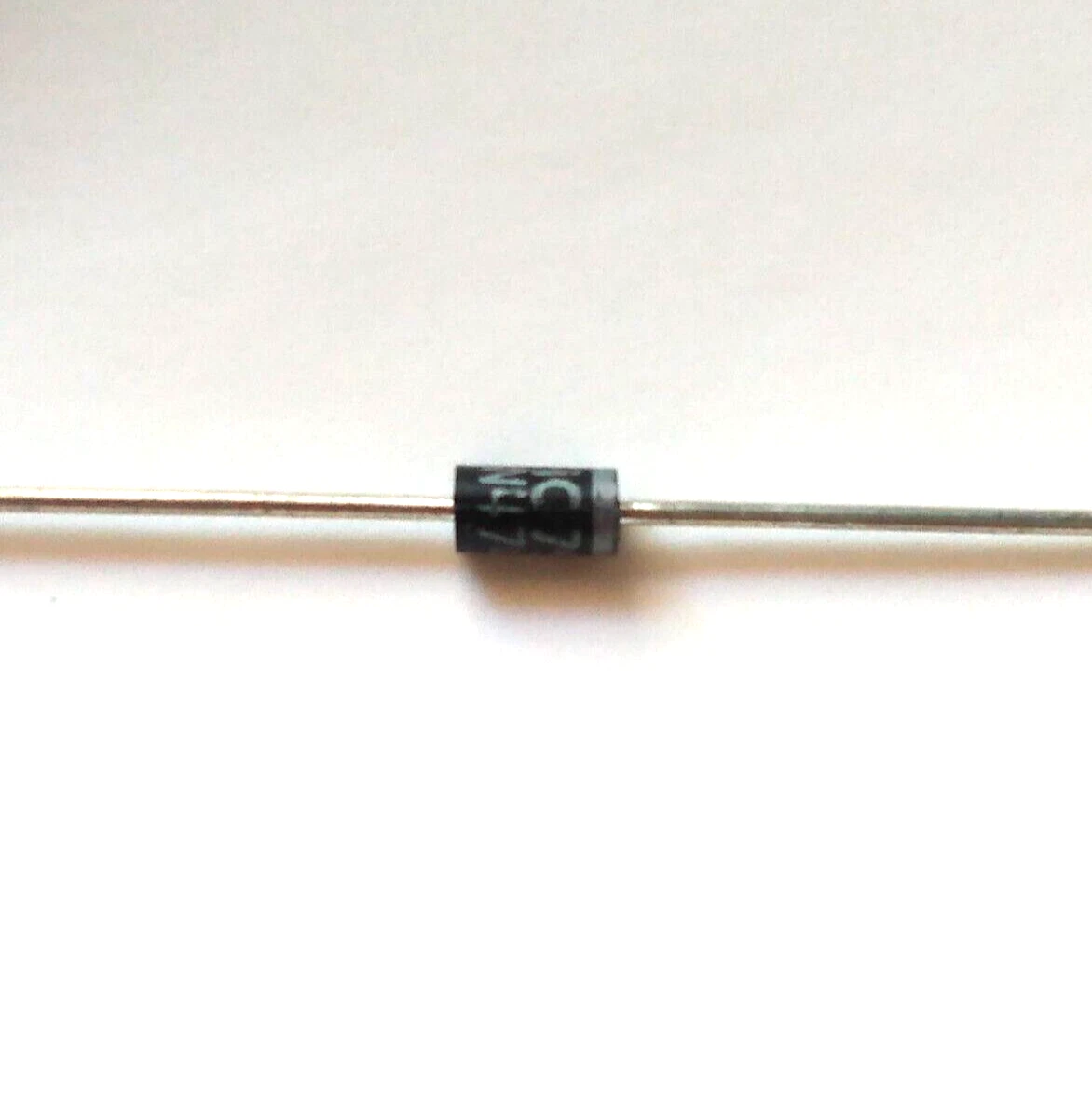 Lot 3 Diodes Zener 1N5351B 5W 14V DO201 DIOTEC - Ammo Pack