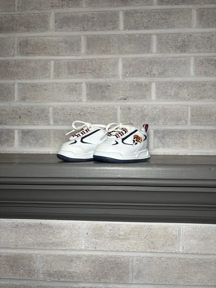 Zapatos de bebé Circo Sports de cuero blanco talla 2 Foto 2 de 4