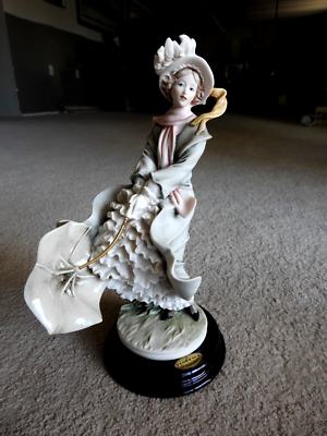 Giuseppe Armani 1994 #533C 'Stormy Weather' Figurine EUC Retail