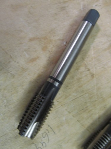 E1581 3/4-10 UNC-2B 5.0" Extension Tap, 3 Flute HSS-Co8 fb. ESO