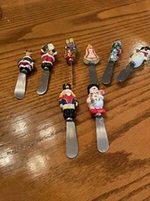Christmas Themed Butter And Cheese Spreader Knives Set of Eight Good Condition
