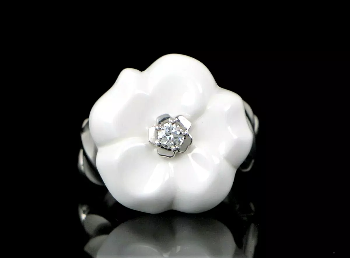 Chanel Vintage - Camellia Ring - White Ivory - Chanel Ring - Luxury High  Quality - Avvenice