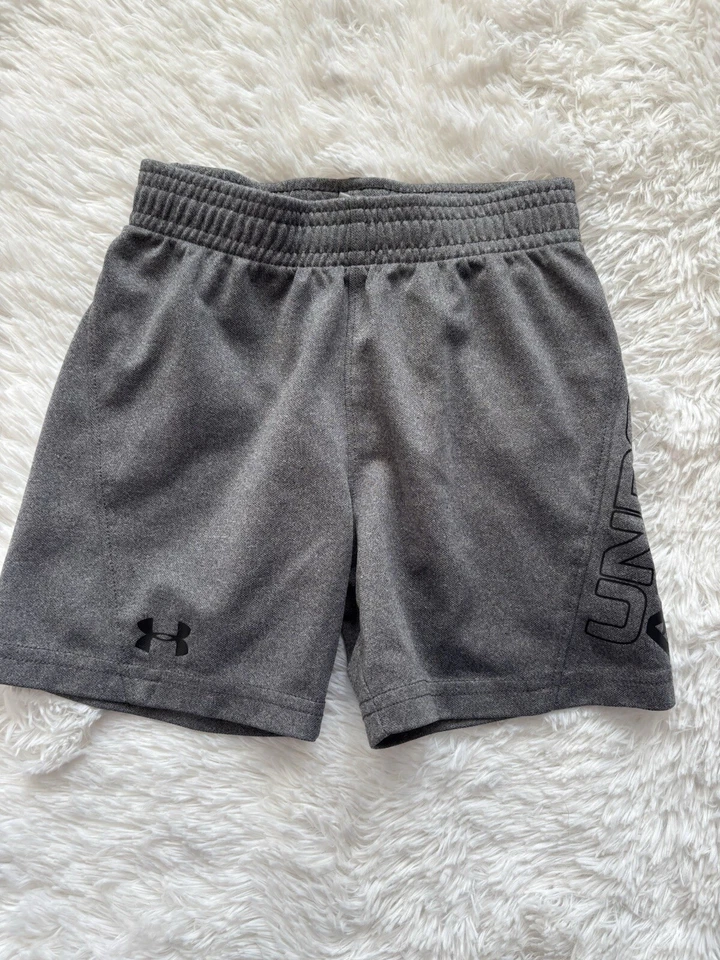Under Armour Boys Sz. 2T Classic Gray Sport Shorts. Cute, Grt Shape - Image 2 of 4