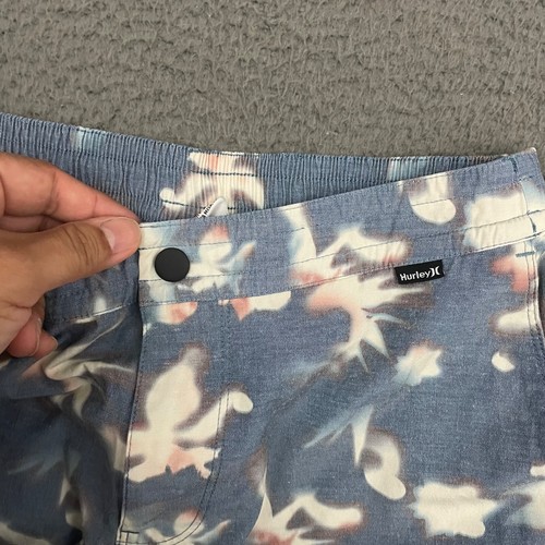 Hurley Shorts Boys Size 27 Blue Abstract Pockets Casual Outdoor Beach - Picture 5 of 9